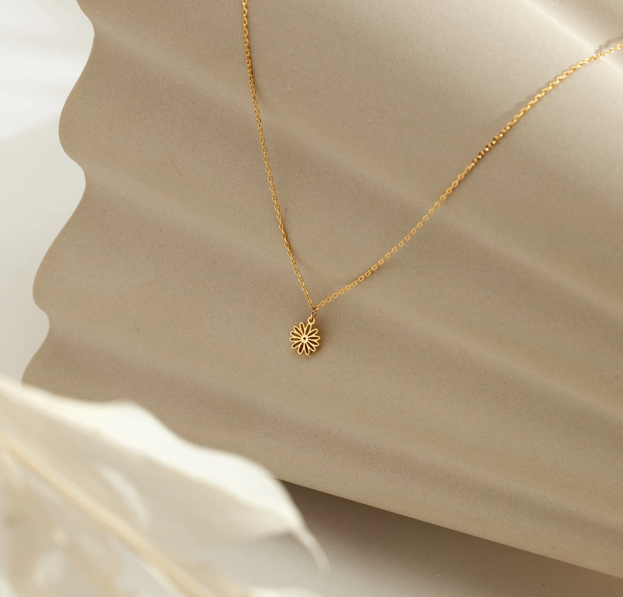 FLORABELLE Necklace - Image 3