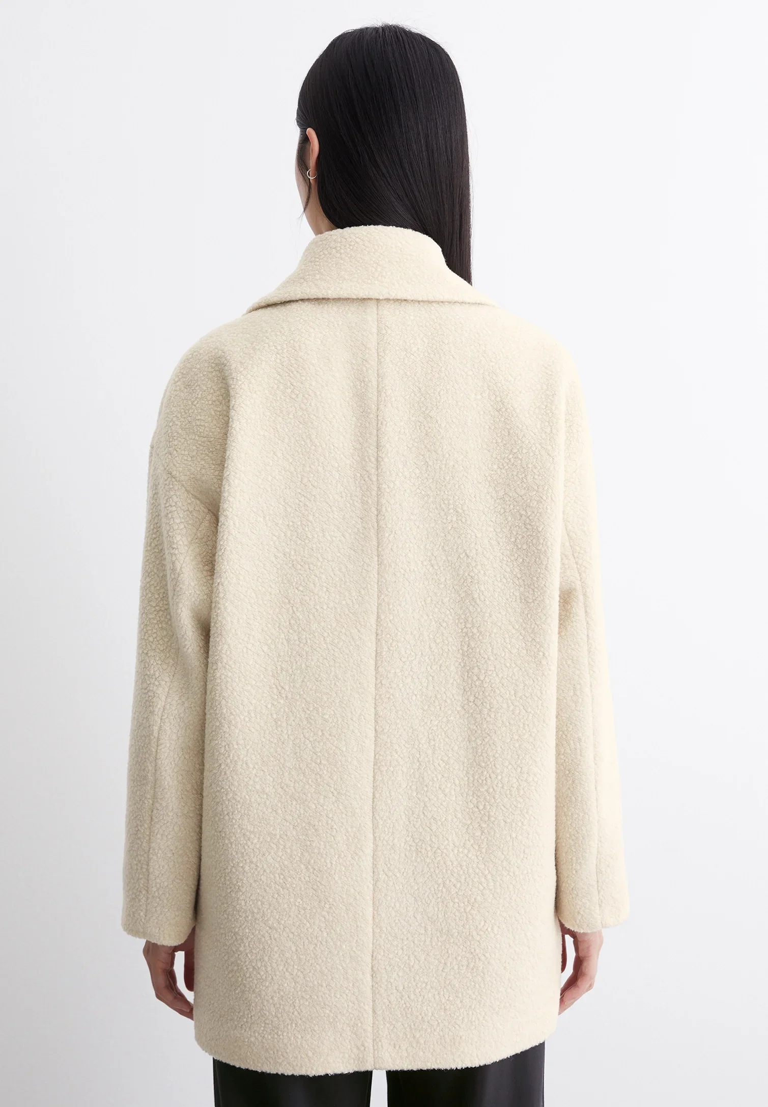 Ilorita Coat - Image 4