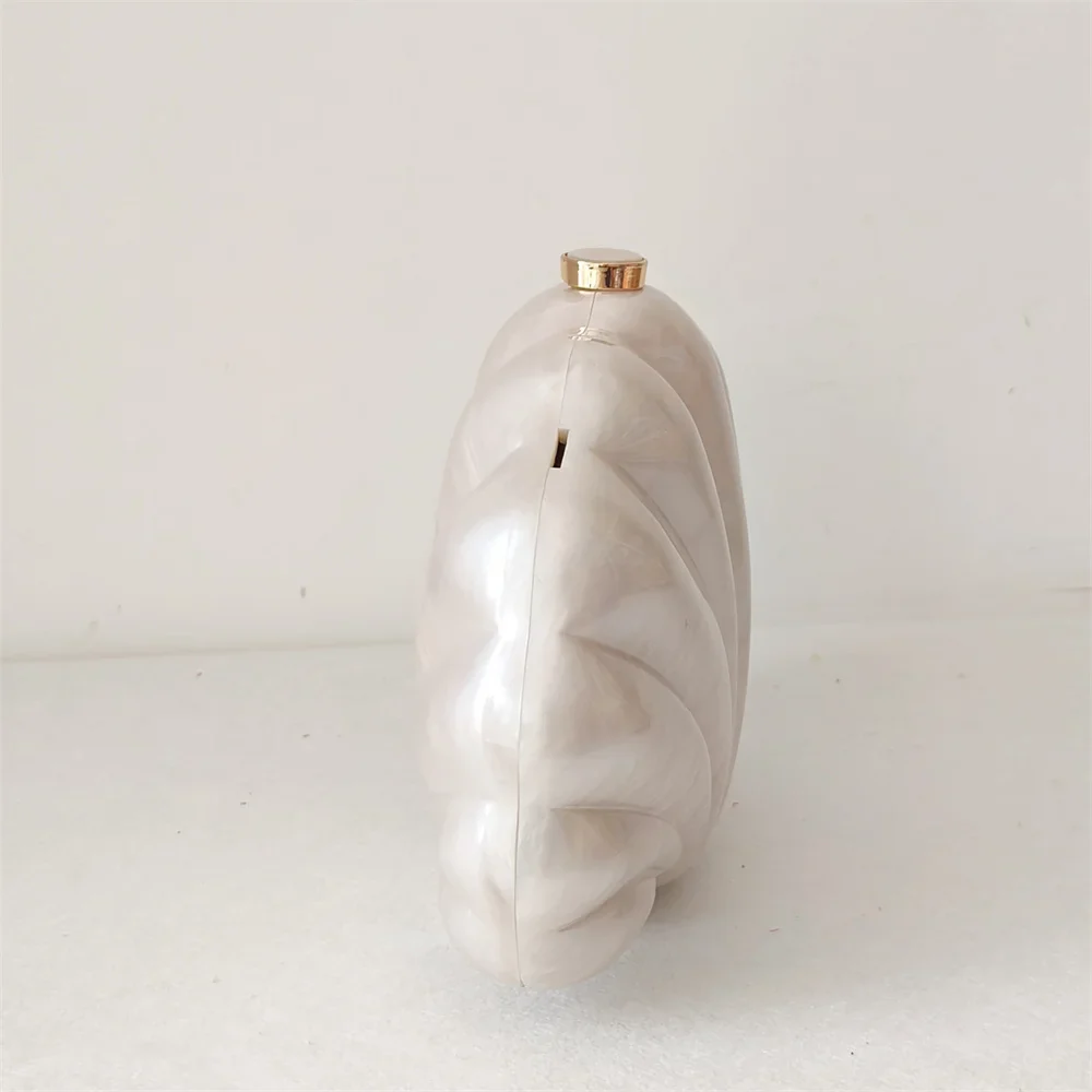 Quenzia Clutch Bag - Image 6