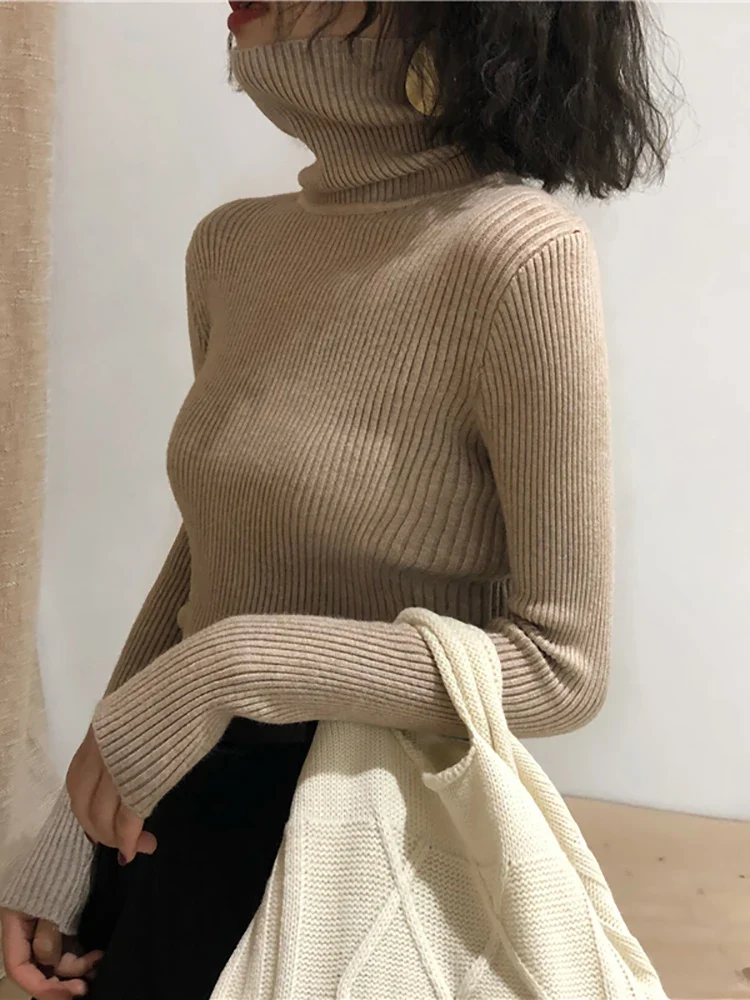 Valentina Turtleneck - Image 11